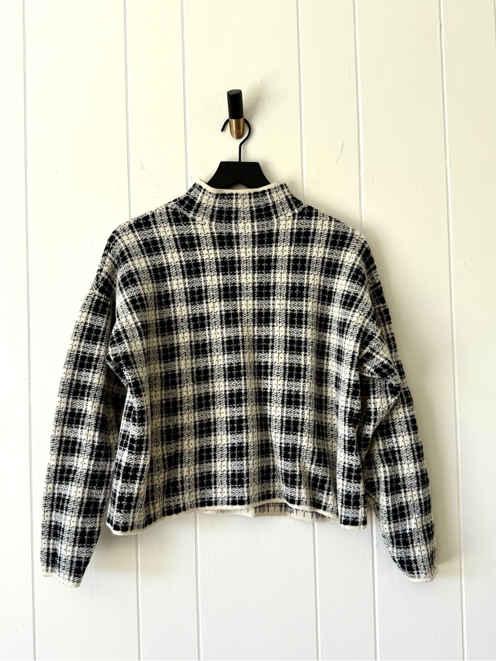 Ann Taylor Mock Neck Black Plaid Cropped Sweater Turtleneck